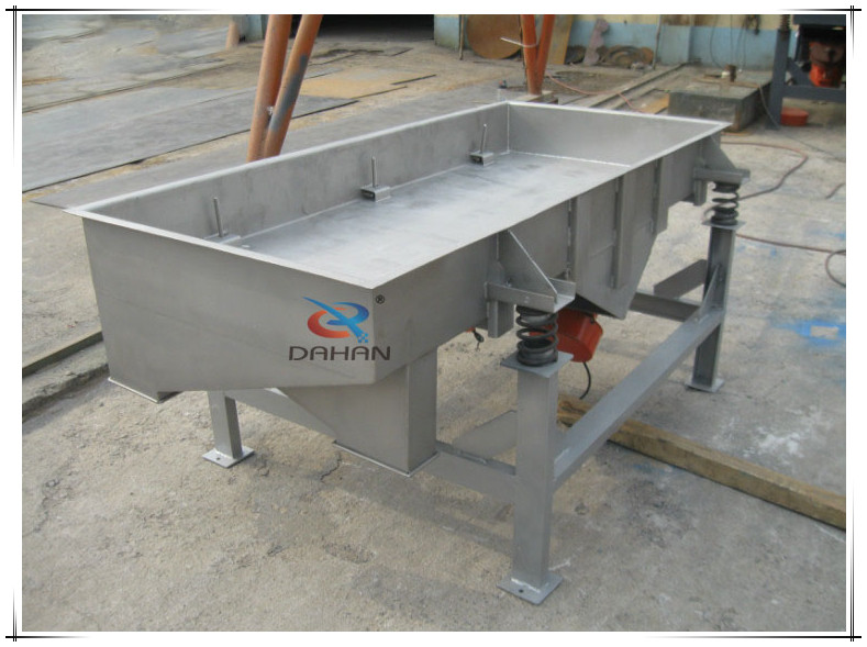 Linear vibratory sieve top view