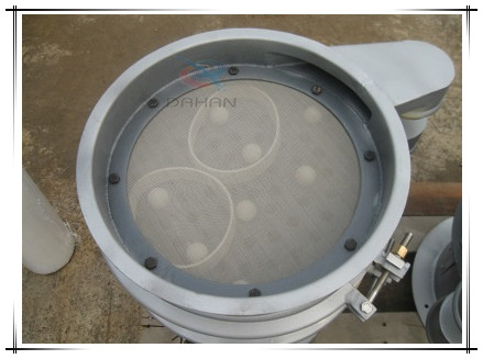 the screen of 220V vibrating sieve