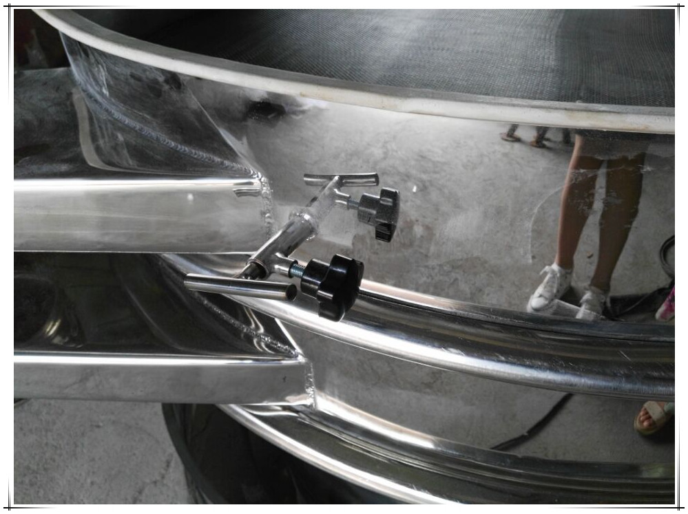 Valve filtering vibrating sieve